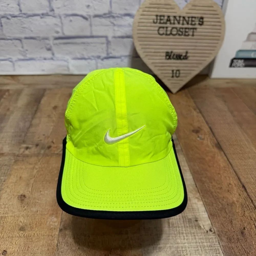 NIKE FeatherLight Cap Hat Dri Fit Running Tennis Volt Neon Lime Green Yellow